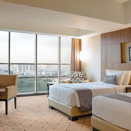 Best Western Premier La Grande Bandung Bagian luar foto