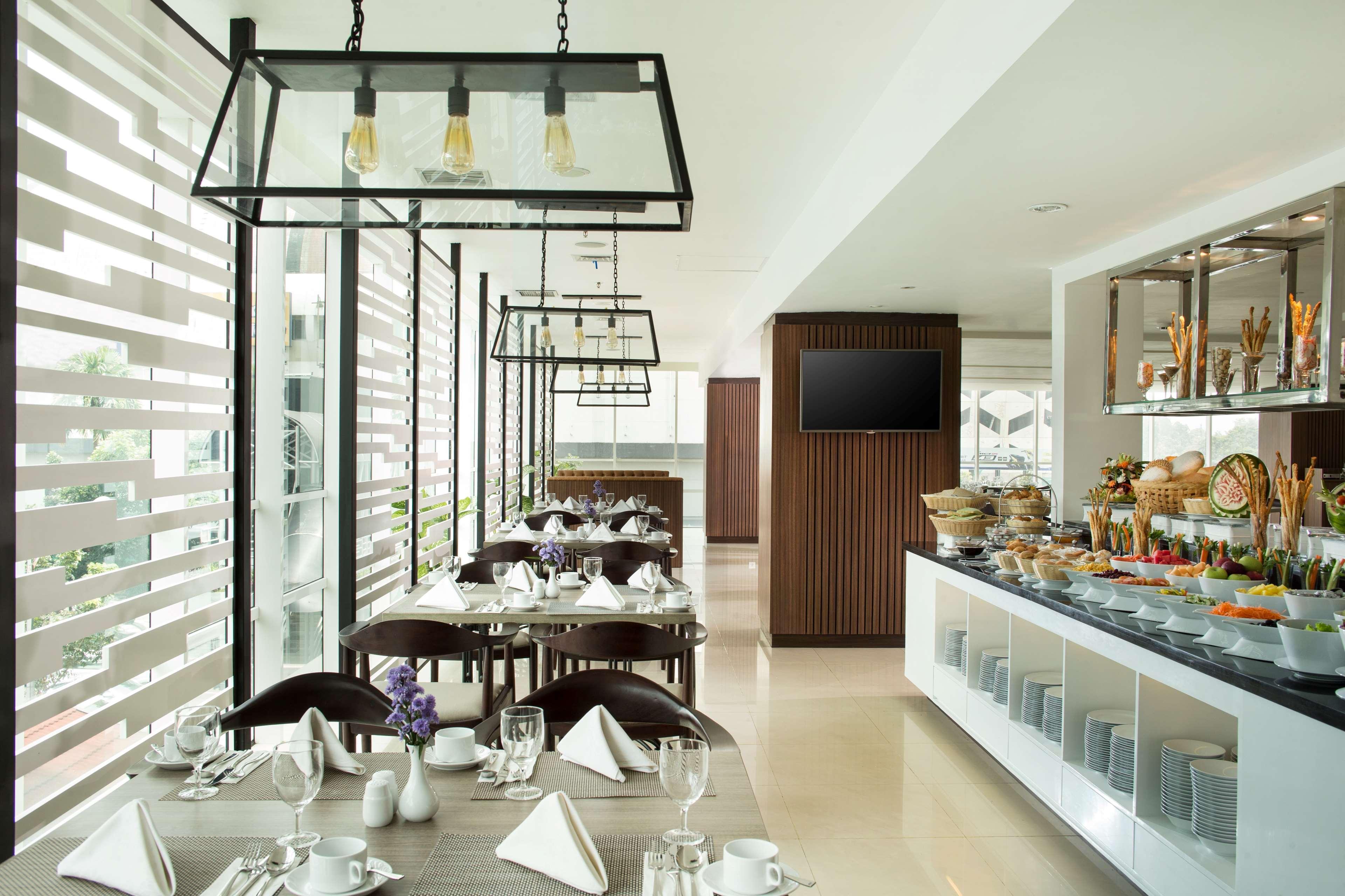 Best Western Premier La Grande Bandung Bagian luar foto